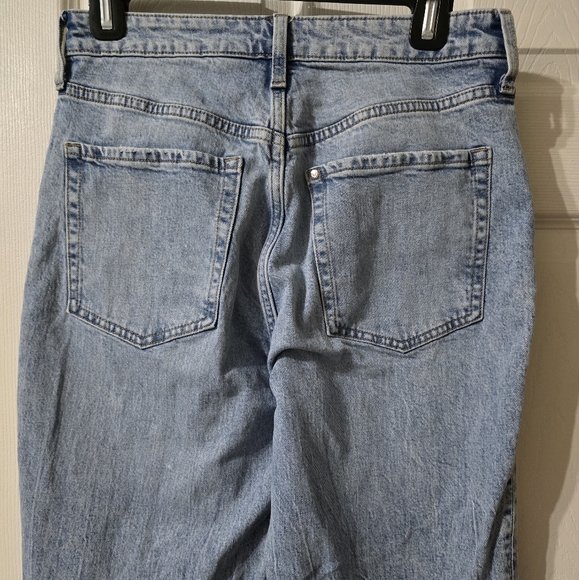 &Denim by H&M High Waist Slim Straight Jeans, 90s, Light Destructed Wash, EUC! - Picture 7 of 11
